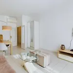 Centre Pradignac Apartment