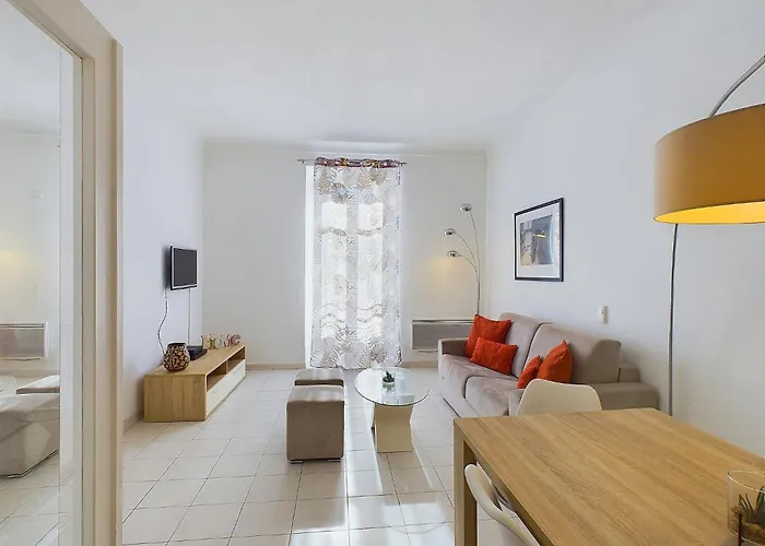 Daire Centre Pradignac *